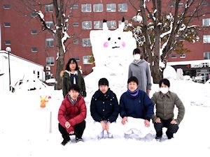170203-6日赤雪像制作 (6).JPG2